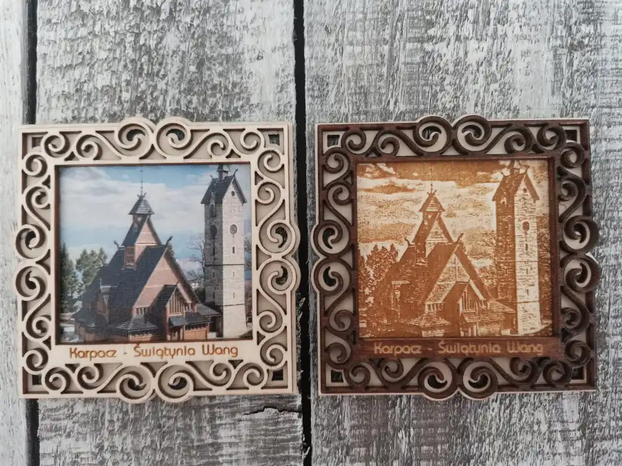 Magnes na lodówkę z logo firmy — sklejka, konstrukcja warstwowa