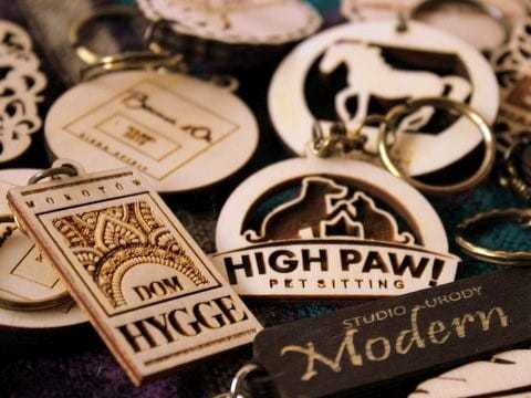 Brelok z drewnianej sklejki z nadrukiem lub grawerem (6).JPG