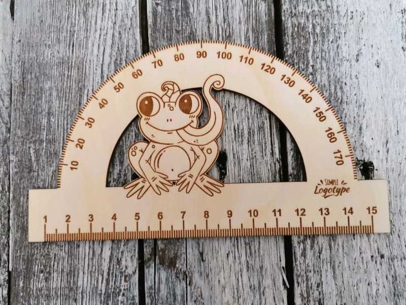 kątomierz drewniany (2).jpg