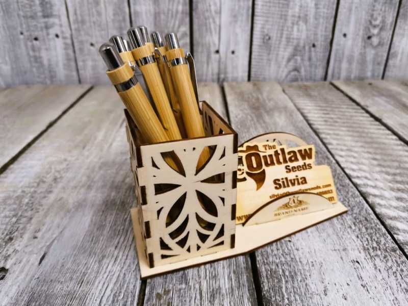 Wizytownik z pojemnikiem na długopisy (2).jpg