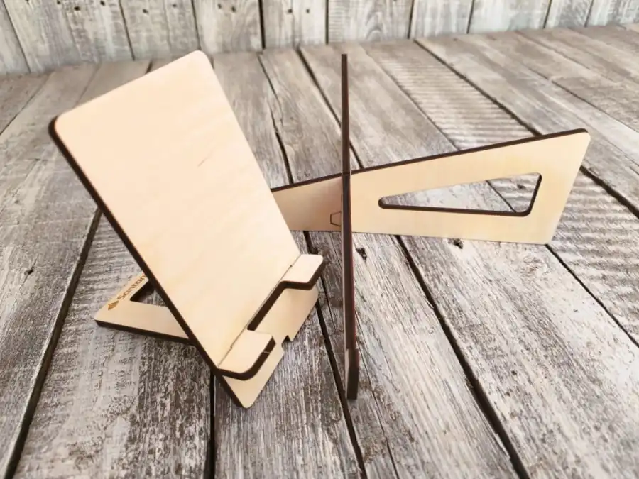 Zestaw stojaków na laptop i telefon z logo — sklejka FSC