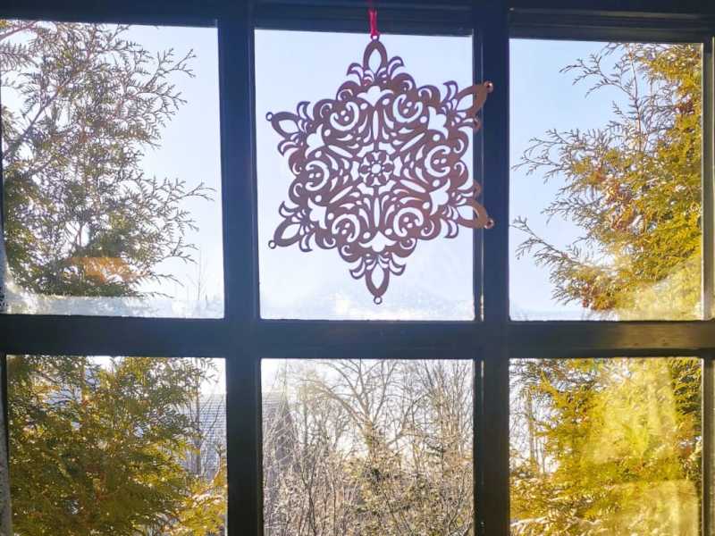 Ozdoba na okno (2).jpg