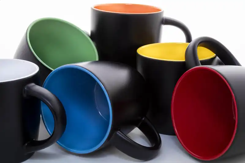 Kubek ceramiczny 300 ml — wszystkie kolory wnętrza